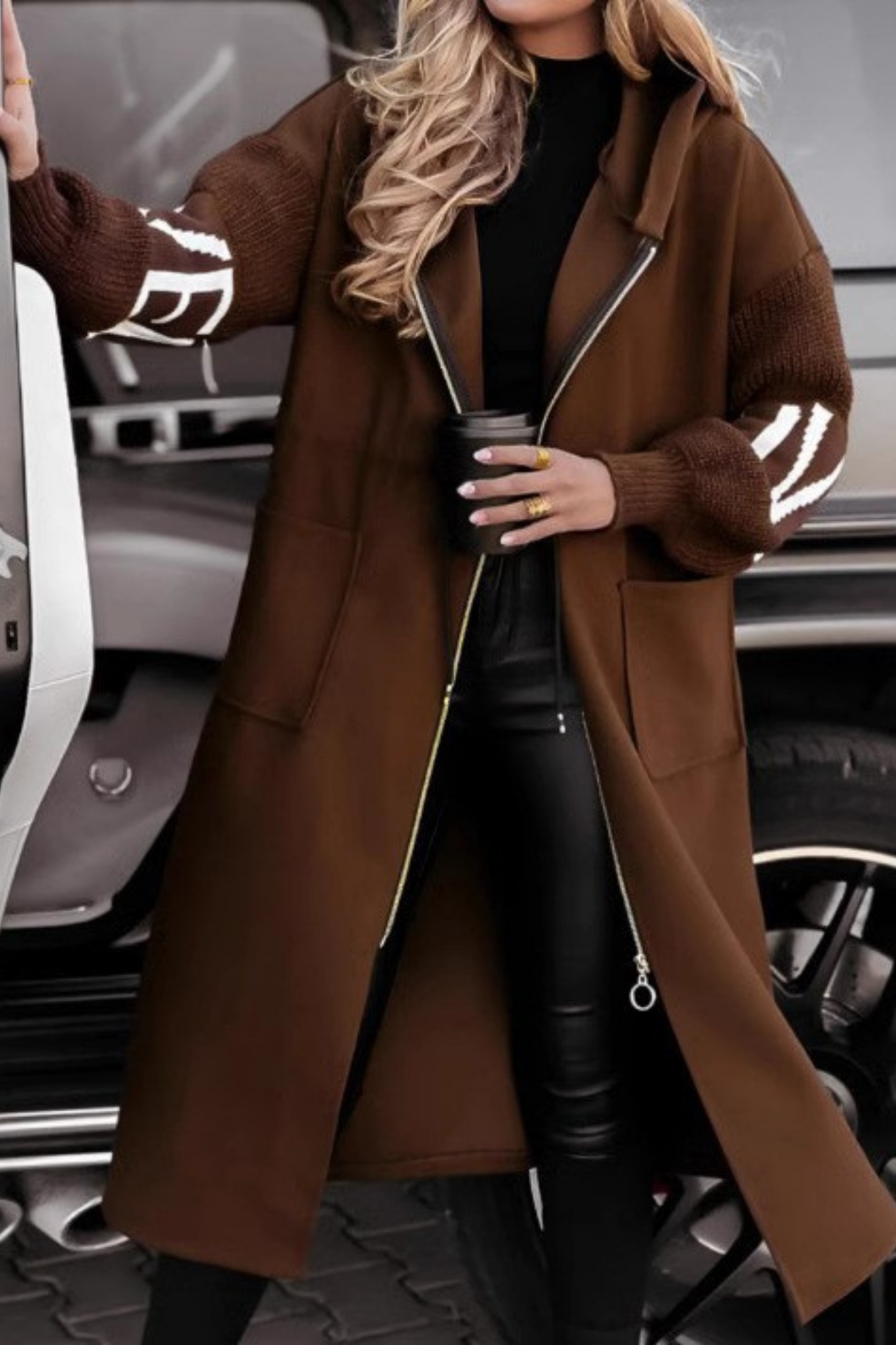Elwira | Stylish jacket with knitted sleeves and hood