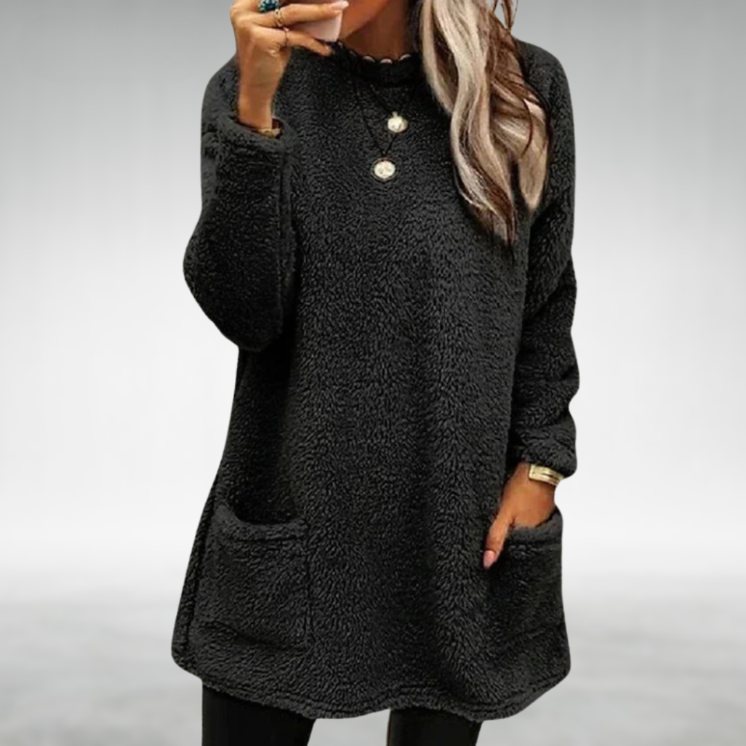 Nora – Fleece Pullover with Pockets