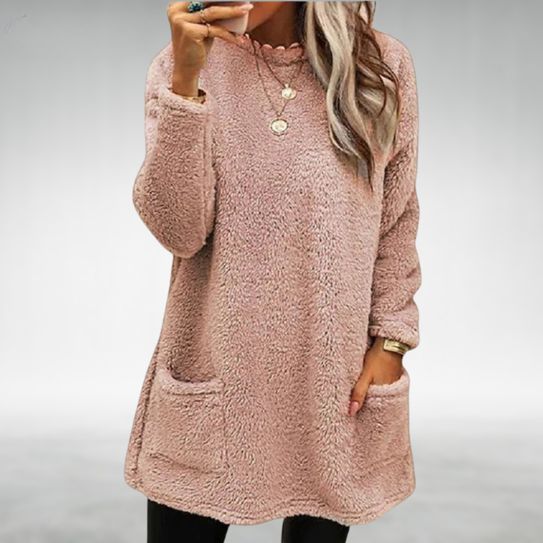 Nora – Fleece Pullover with Pockets