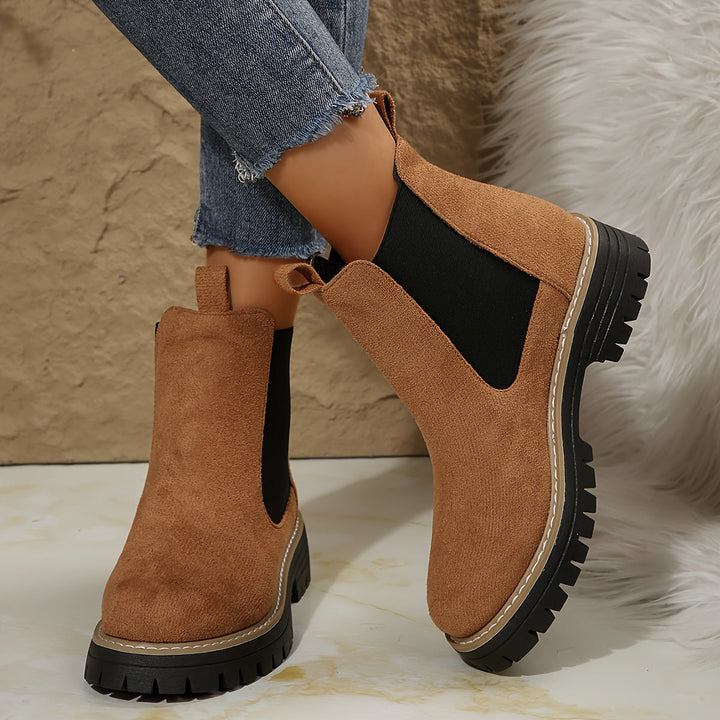 Marta | Women's Ankle Boots with Thick Sole