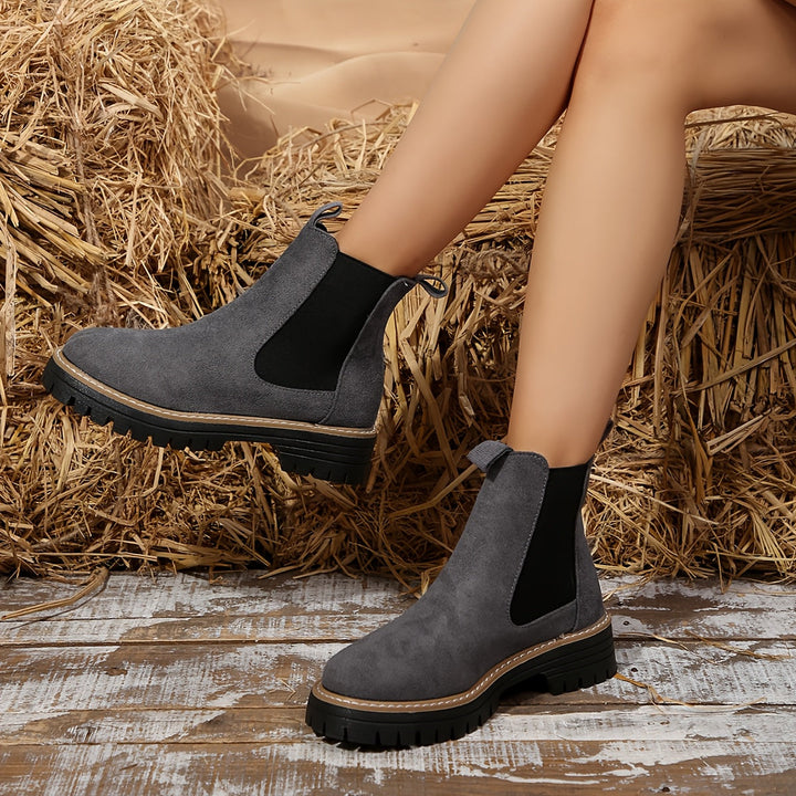 Marta | Women's Ankle Boots with Thick Sole