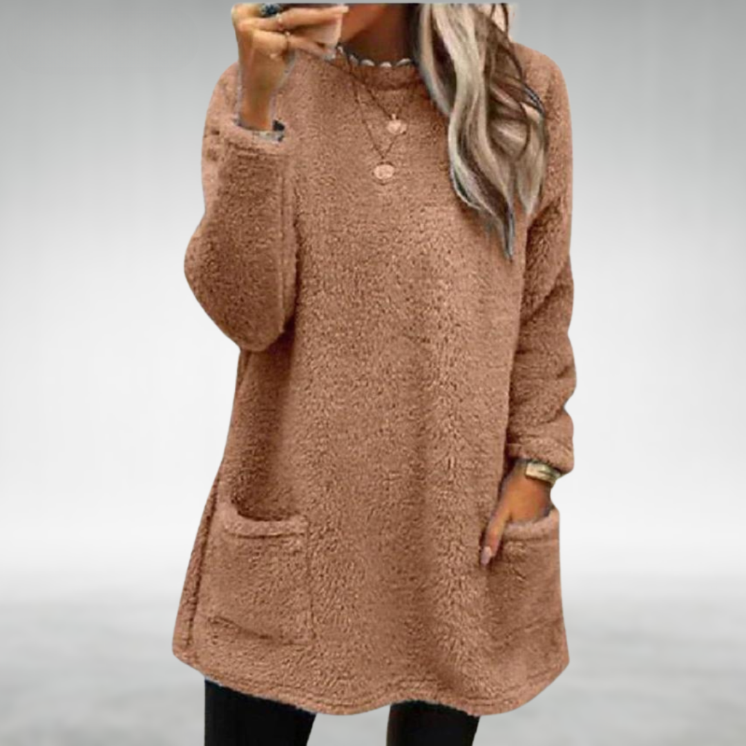 Nora – Fleece Pullover with Pockets