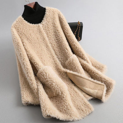 Cecylia | Elegant Sheepskin Teddy Coat