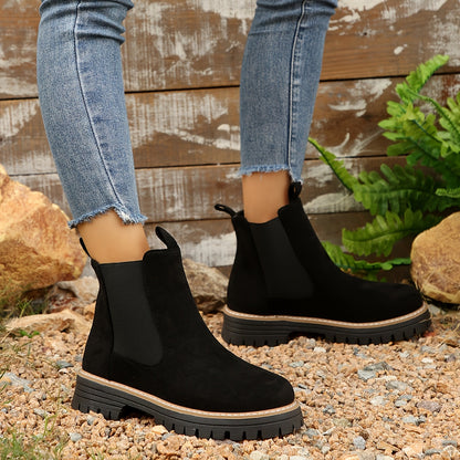 Marta | Women's Ankle Boots with Thick Sole
