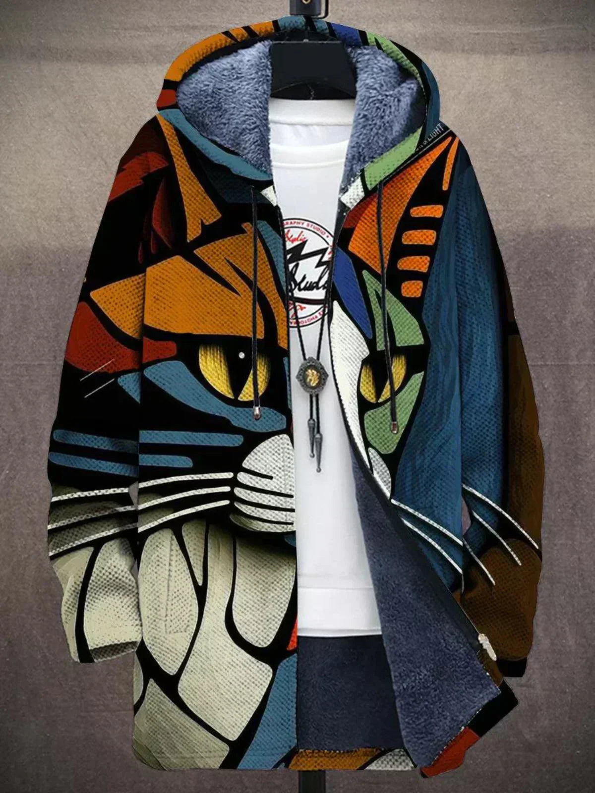 Bronte™ | Luxurious cardigan sweater with artistic inspiration