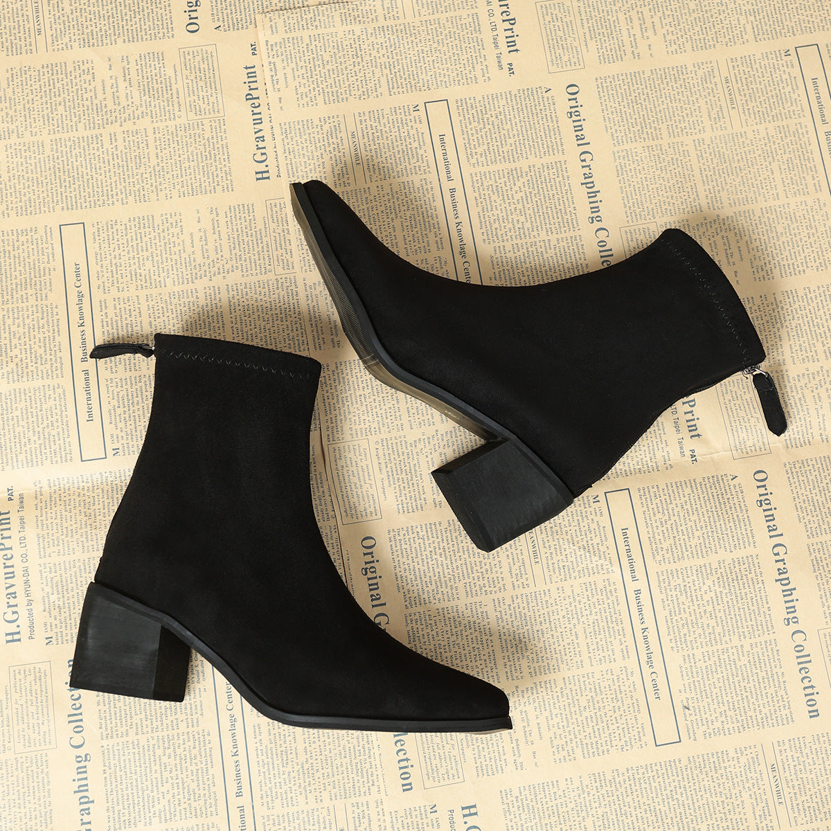 Iwona | Elegant Suede Ankle Boots
