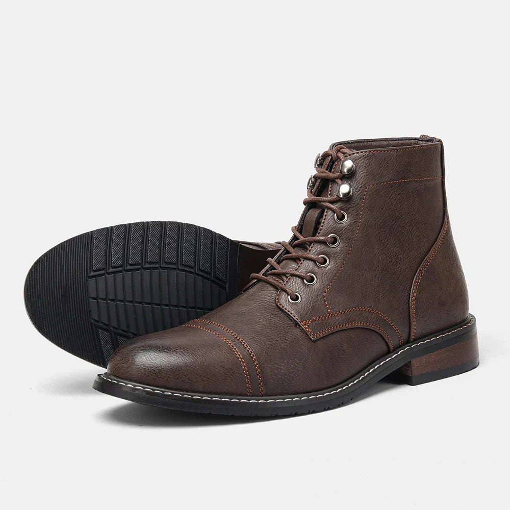 Dakota | Classic Derby Boots
