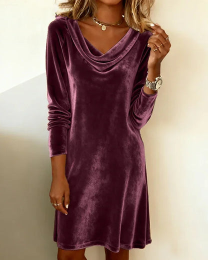 Maria – Luxurious, Soft Velvet Dress