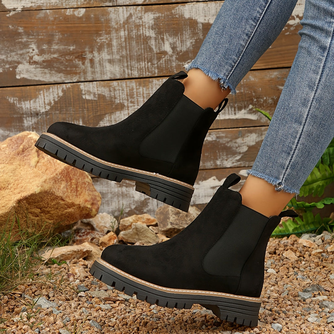 Marta | Women's Ankle Boots with Thick Sole