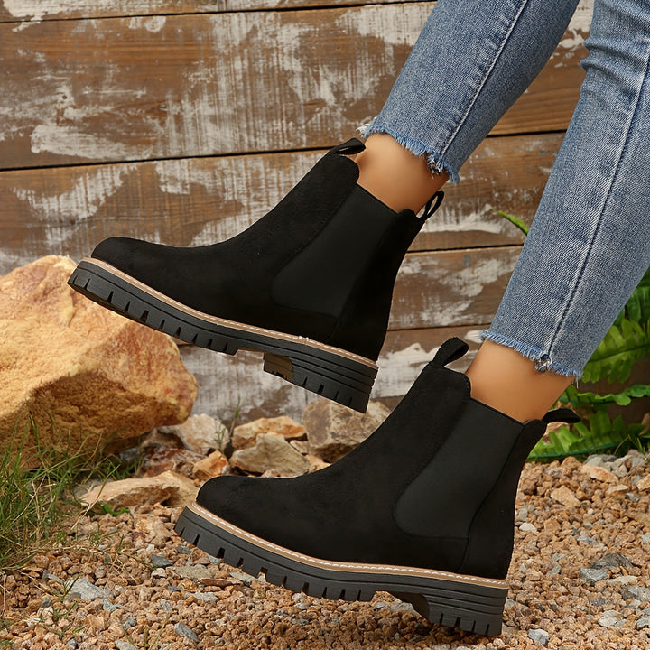 Marta | Women's Ankle Boots with Thick Sole