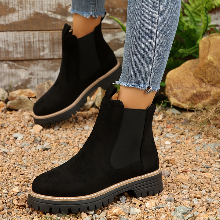 Marta | Women's Ankle Boots with Thick Sole